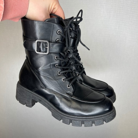 Sincerely Jules Shoes - Sincerely Jules Eastbridge Black Combat Lug Sole Buckle Boots F33962 Womens 9M
